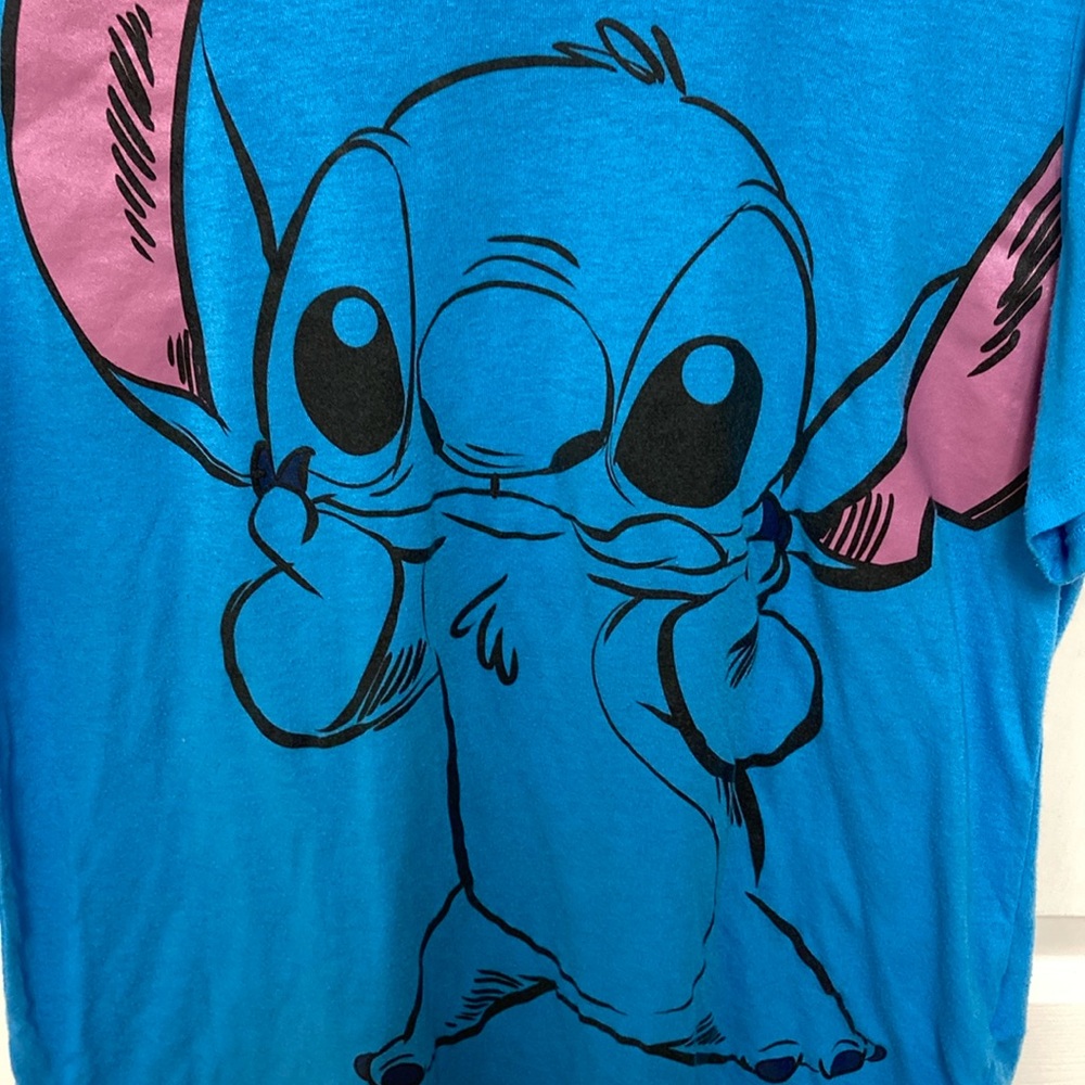 3 /$20… bundle and save
Stitch tee ladies size 3xl